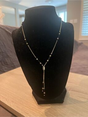 Adjustable Black and Silver Beaded Lariat Necklace